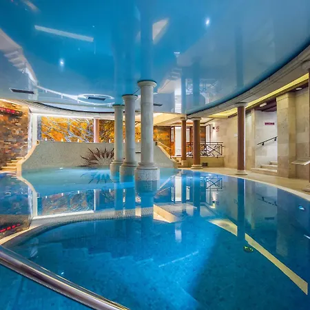Apartment Vacationclub - Przy Plazy 5 *